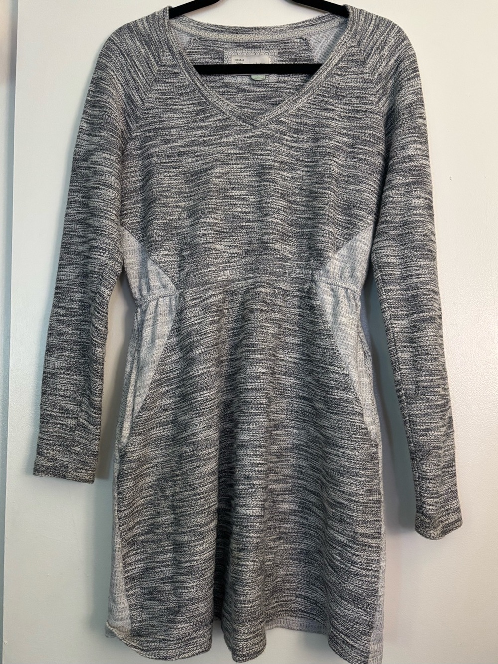 Anthropologie Saturday Sunday Gael Knit V Neck Sweater Dress with Pockets Size S